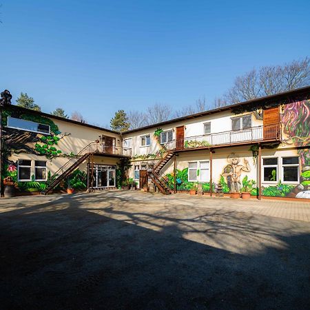 Apartment White Der Sportschule Badura Leipzig Exteriör bild